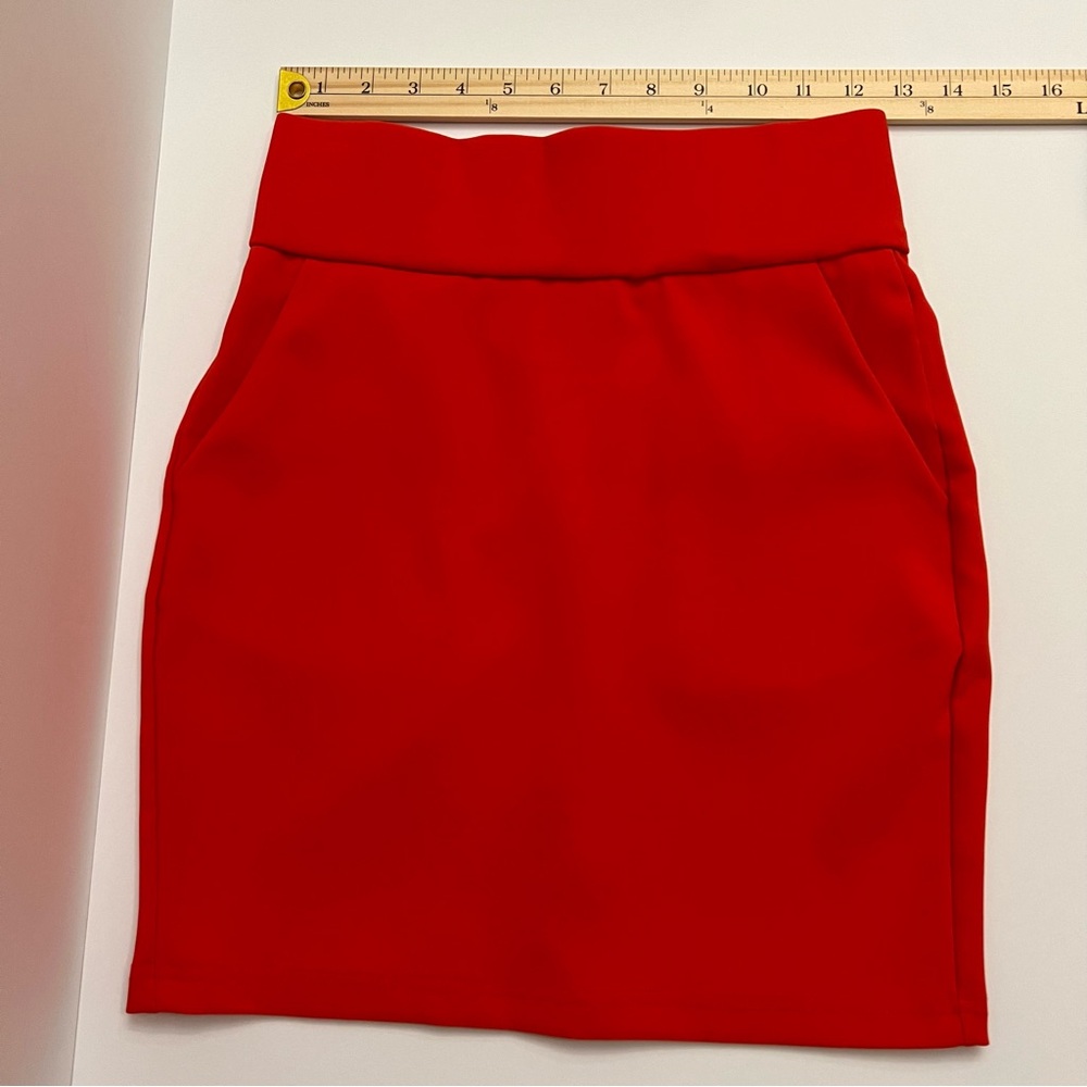 6 Pairs of Akira Skirts Size Small Bundle - Picture 5 of 16